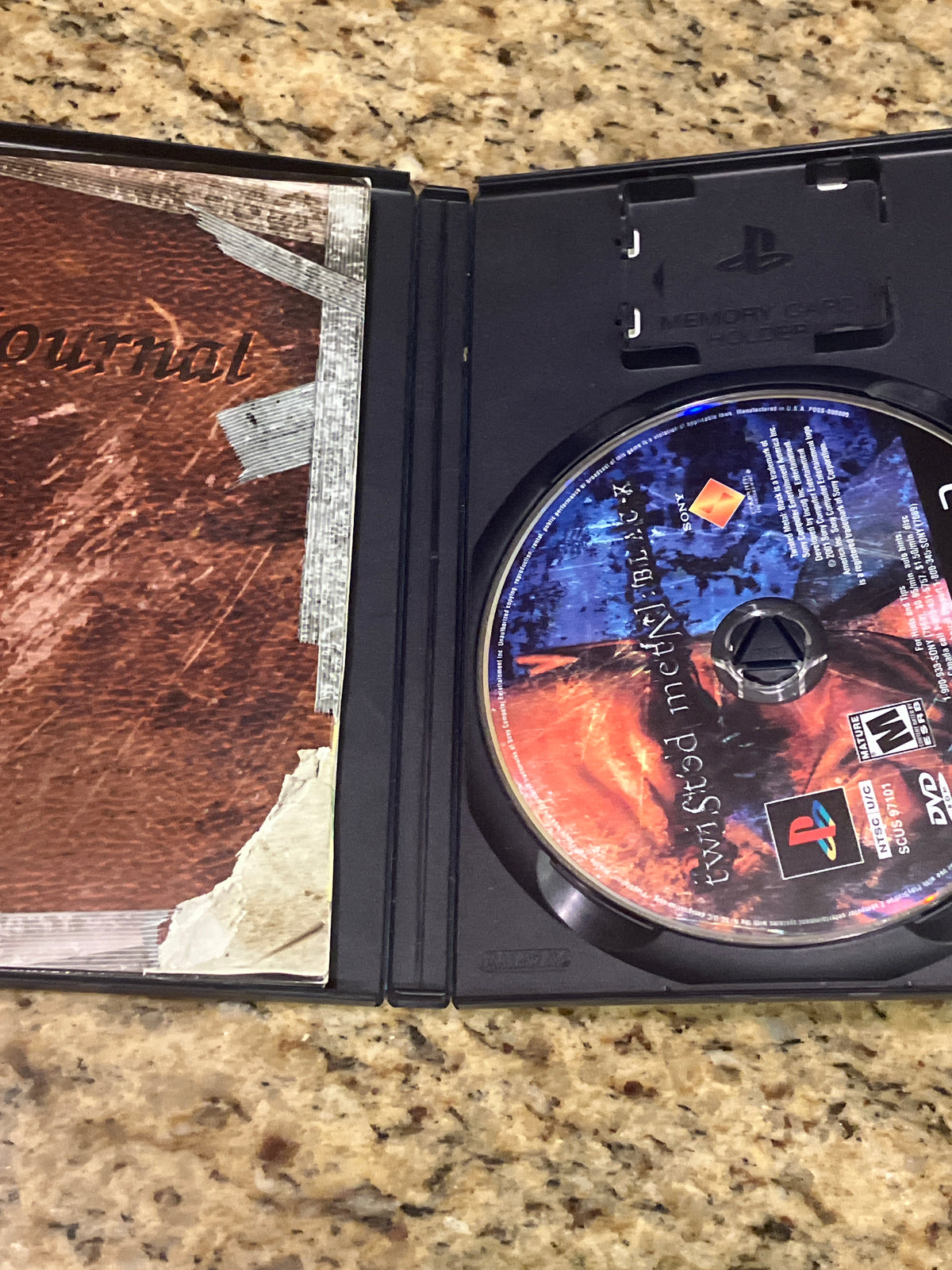 Twisted Metal: Black (PS2)