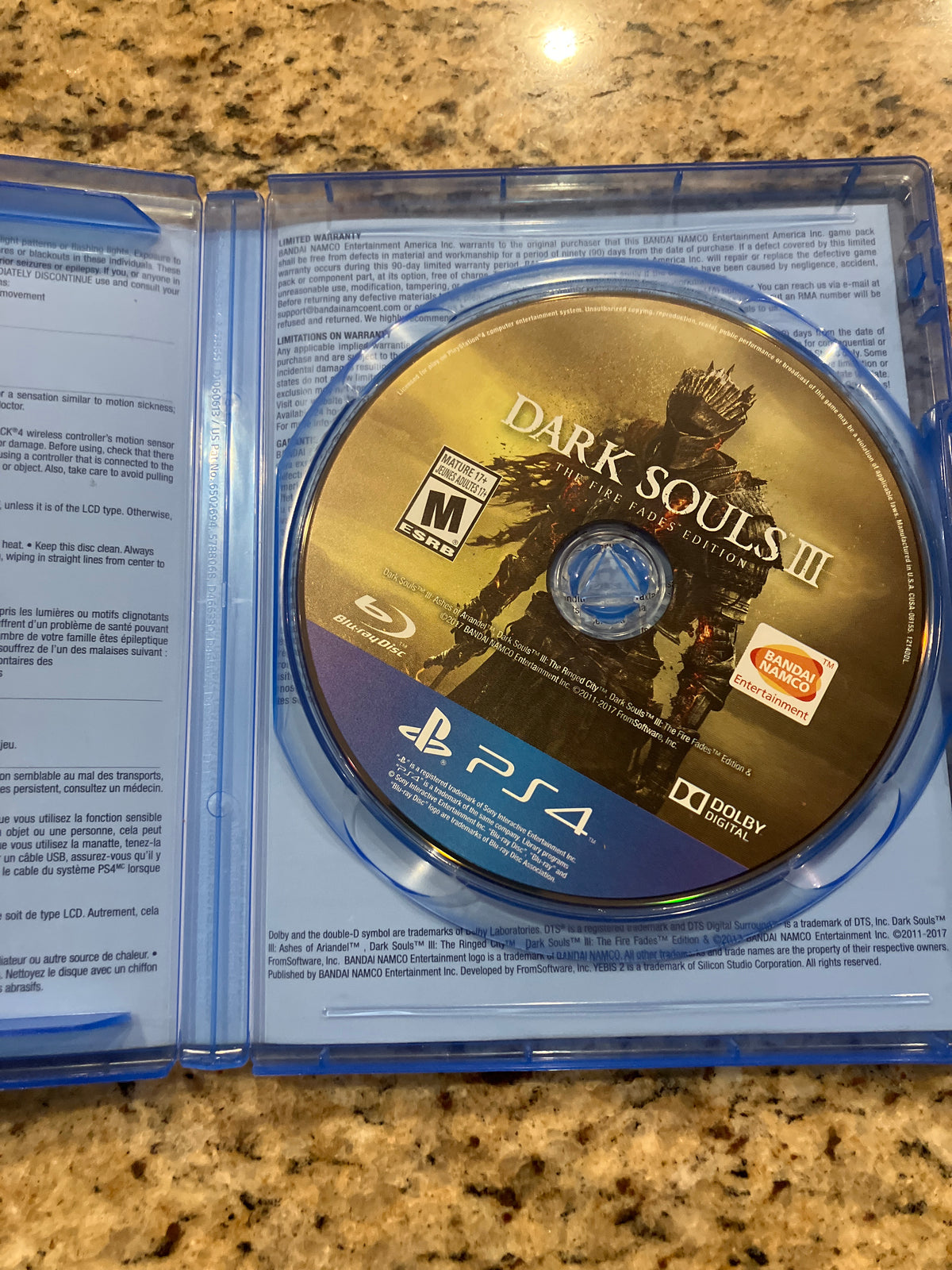 Dark Souls III: The Fire Fades Edition (PS4)