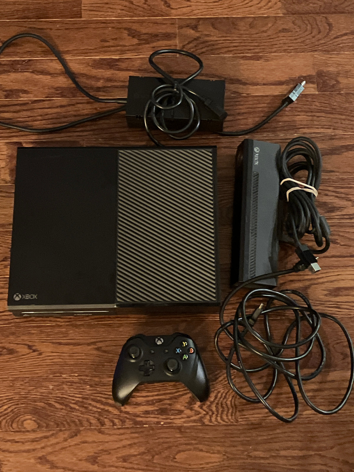 Microsoft Xbox One 500GB Black Console Bundle