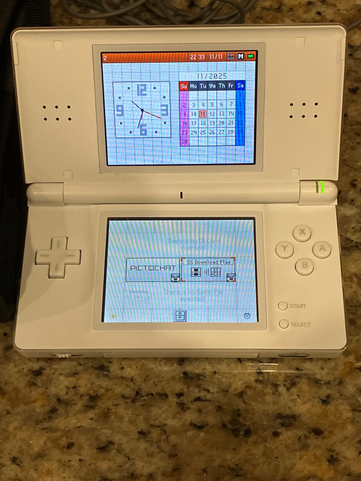 Nintendo DS Lite (White)