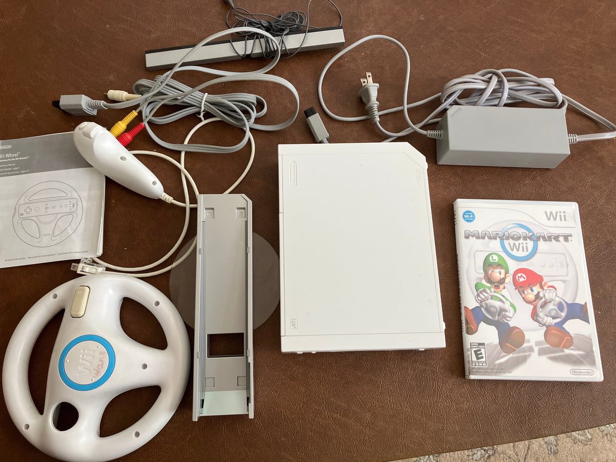 Wii Console Bundle w/ MarioKart